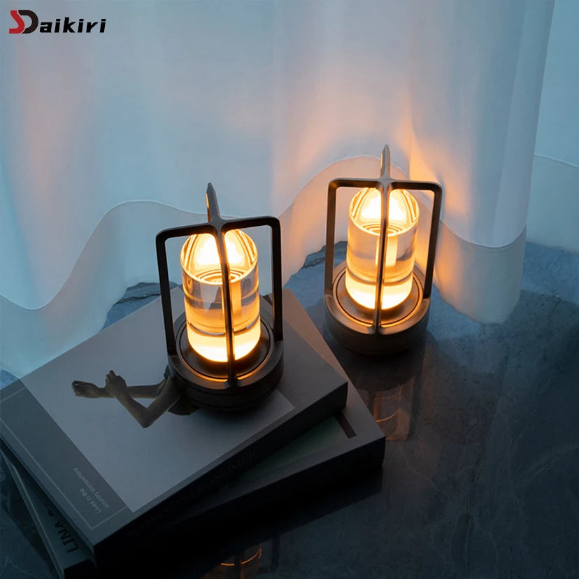 Aluminum Table Lamp | Nalo