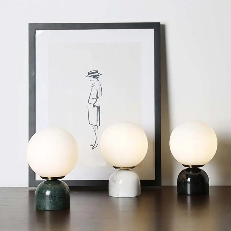Nordic Creative Fashion Dali Desk Lamp Modern Simple Personalized Bedroom Bedlight Study Glass Desk Lamp